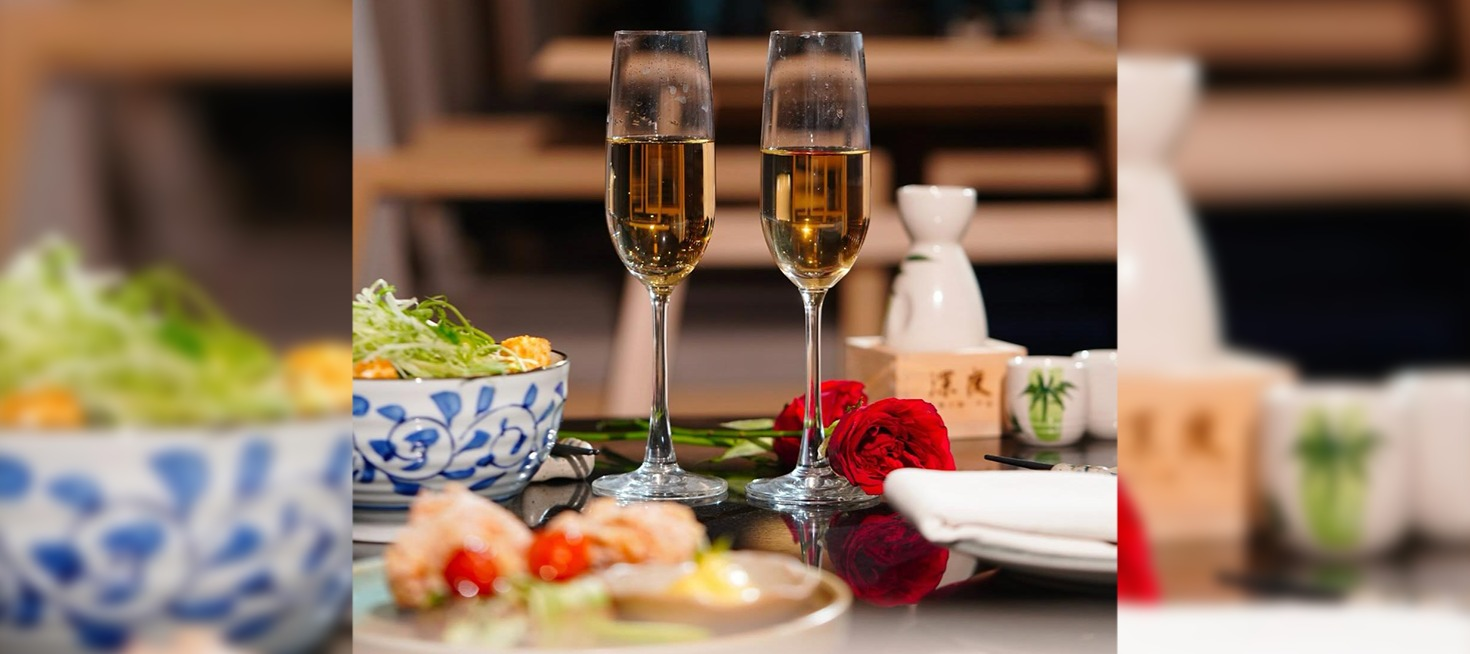 Complimentary Cocktail or Dessert